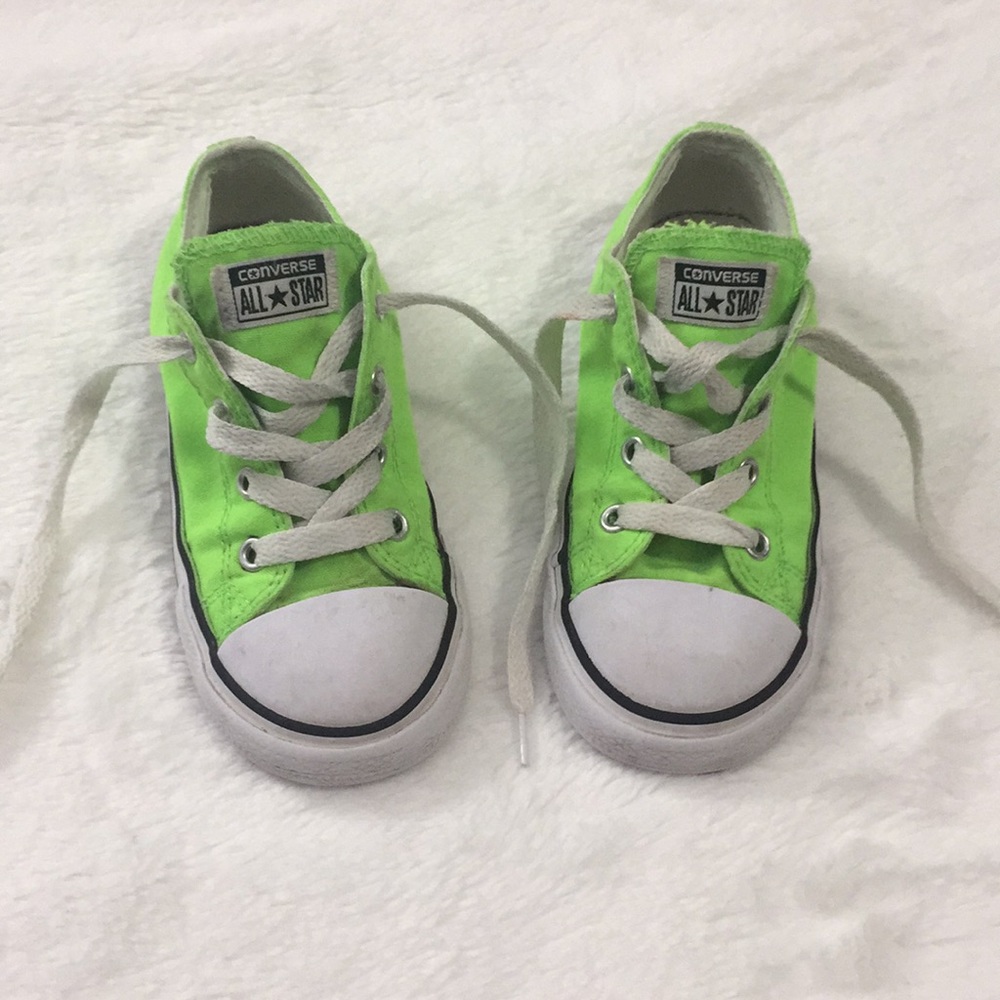 Girls Converse